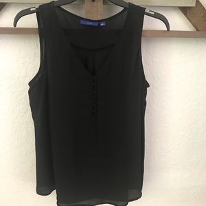 Apt. 9 Black Sleeveless Blouse with Buttons Size Small